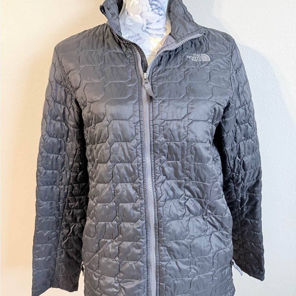 THE NORTH FACE ThermoBall Jacket Black Boys XL Fits Women’s XS/S Lightweight